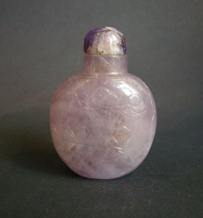 Crystal Amethyst snuff bottle sculpted with Lotus and pine | MasterArt